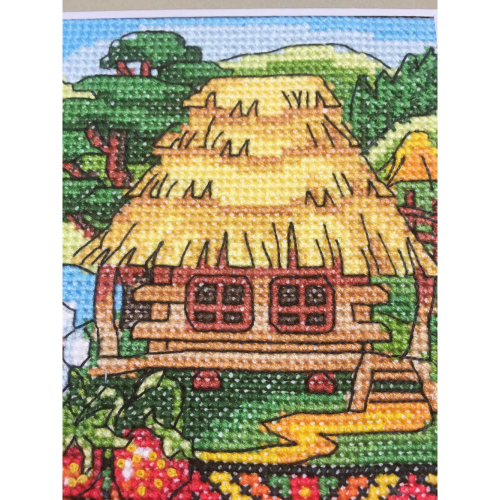 Cross Stitch Kit - Ukraine Hut Volhynia Strawberries LADY  01297