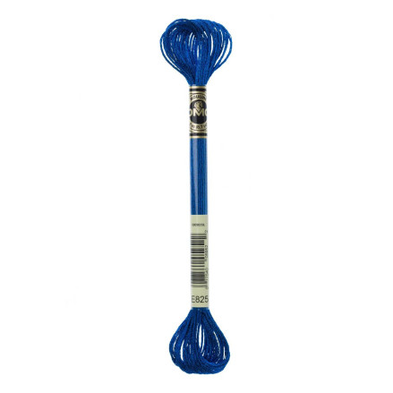 E825 metallic thread DMC Light Effects Blue Sapphire