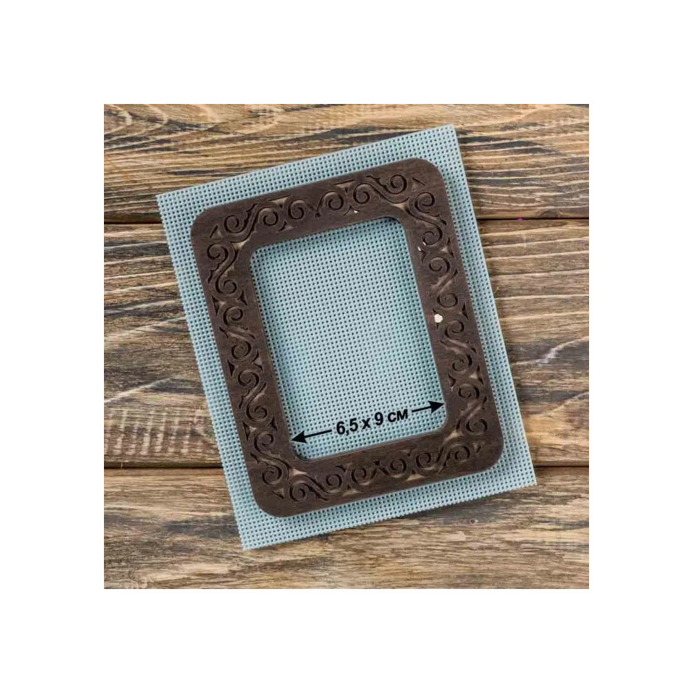 Small hoop plywood magnetic for embroidery 6.5x9cm, ornament, Wonderland Crafts WLMP-008 Small hoop plywood magnetic for embroidery 6.5x9cm, ornament, Wonderland Crafts WLMP-008