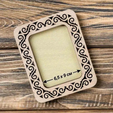 Small hoop plywood magnetic for embroidery 6.5x9cm, ornament, Wonderland Crafts WLMP-004
