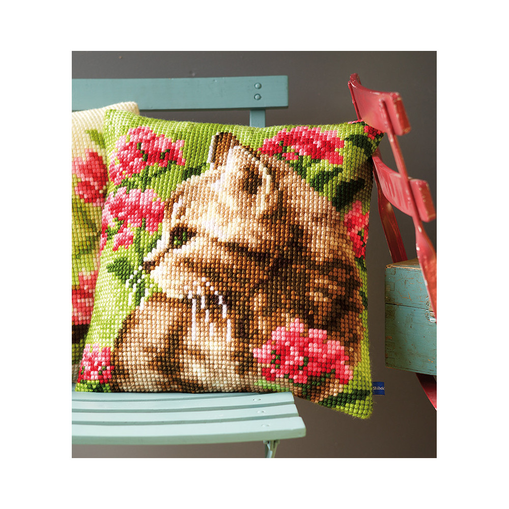 Pillow Embroidery Kit Cat in field of flowers, Vervaсo PN-0155961 Pillow Embroidery Kit Cat in field of flowers, Vervaсo PN-0155961