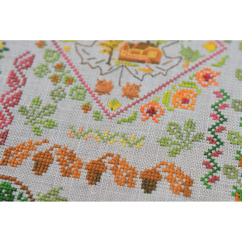 Counted Cross Stitch Autumn Symphony sampler Tela-Artis X-020, Evenweave Fabric, hand-dyed DMC