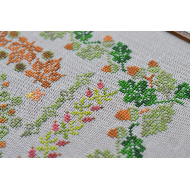 Counted Cross Stitch Autumn Symphony sampler Tela-Artis X-020, Evenweave Fabric, hand-dyed DMC