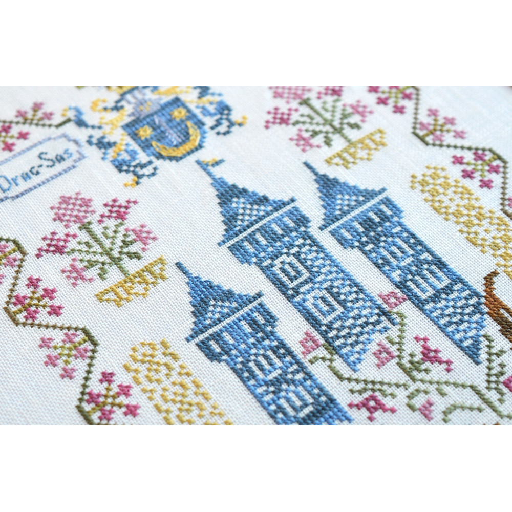 Counted Cross Stitch Ukrainian dragon sampler Tela-Artis X-021, Evenweave Fabric, hand-dyed DMC
