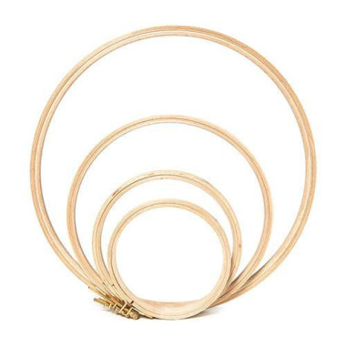 Round Hoop with screw from beech for embroidery 21,5 см Mein Hobby 202-6