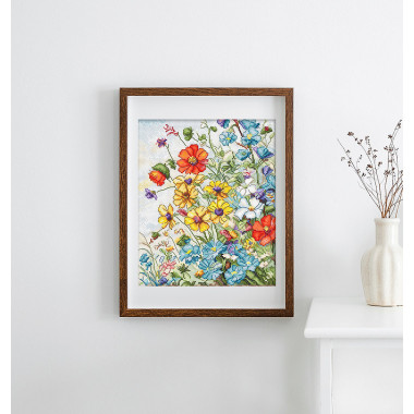 Cross Stitch Kit Wildflowers/ Fleurs sauvages, LETISTITCH, L8091