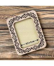 Small hoop plywood magnetic for embroidery 6x9cm, ornament, Wonderland Crafts WLMP-004