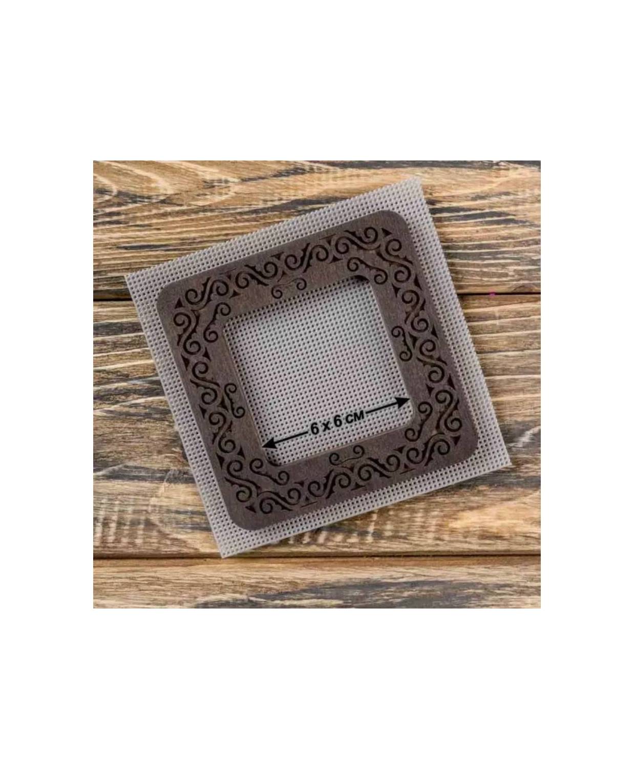 Small hoop plywood magnetic for embroidery 6x6cm, ornament, Wonderland Crafts WLMP-007